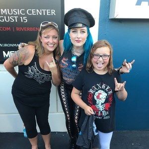 Meet your Posher, Renee